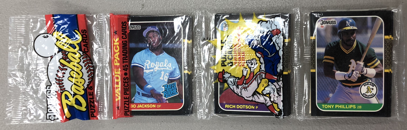 Bo Jackson 1987 Donruss #35 Rated Rookie Showing on top of Rack Pack